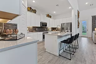 9312 Shadow Trl, Little Elm, TX 76227 - Photo 2