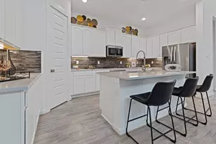 9312 Shadow Trl, Little Elm, TX 76227 - Photo 4
