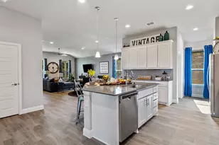 2812 McCormick St, Denton, TX 76205 - Photo 4