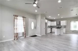 1000 N Spring St, Grand Saline, TX 75140 - Photo 4