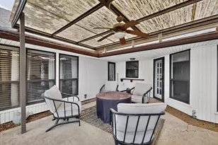 614 Pebblecreek Dr, Garland, TX 75040 - Photo 34