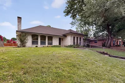 614 Pebblecreek Drive, Garland, TX 75040 - Photo 8