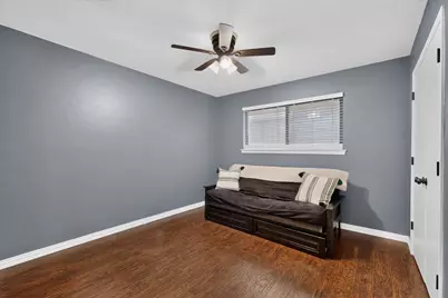 614 Pebblecreek Drive, Garland, TX 75040 - Photo 32