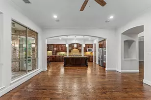 8321 Turtleback Ct, McKinney, TX 75070 - Photo 4