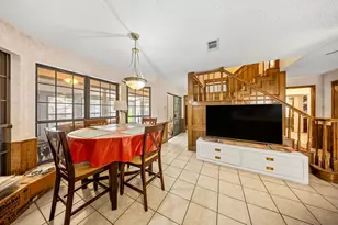 8724 Racquet Club Dr, Fort Worth, TX 76120 - Photo 8