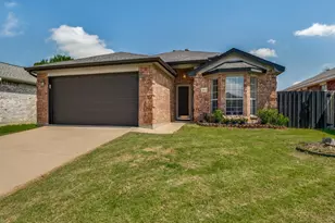1053 Port Mansfield Dr, Little Elm, TX 75068 - Photo 4