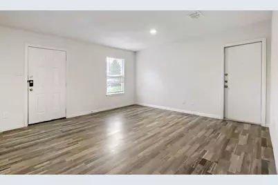 5315 Colonial Avenue, Dallas, TX 75215 - Photo 26