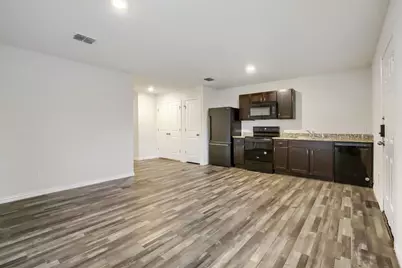 5315 Colonial Avenue, Dallas, TX 75215 - Photo 8