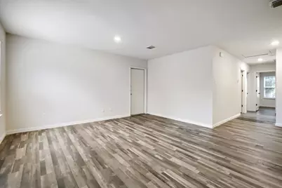 5315 Colonial Avenue, Dallas, TX 75215 - Photo 12