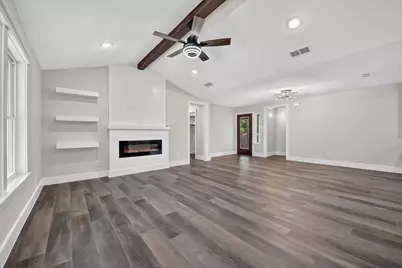 426 Goodyear Street, Irving, TX 75062 - Photo 10