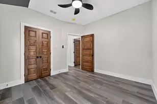 426 Goodyear St, Irving, TX 75062 - Photo 26