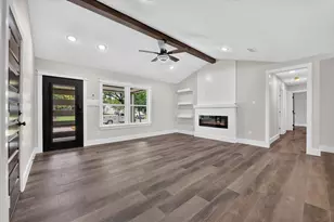 426 Goodyear St, Irving, TX 75062 - Photo 8