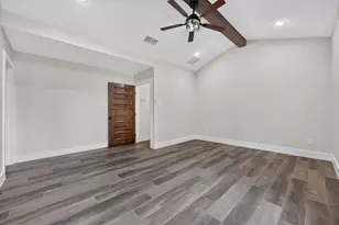 426 Goodyear St, Irving, TX 75062 - Photo 30