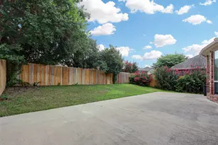 9128 Chardin Park Dr, Fort Worth, TX 76244 - Photo 30
