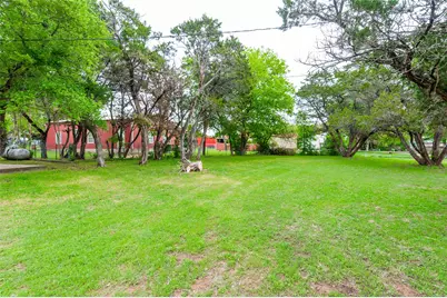 137 Center Loop, Whitney, TX 76692 - Photo 8