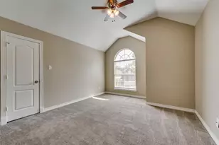 4319 Vine Ridge Ct, Arlington, TX 76017 - Photo 8