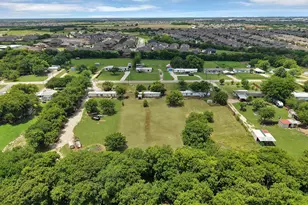 13 Willow Bend Ct, Mansfield, TX 76063 - Photo 1