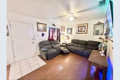 915 N 7th Street, Sanger, TX 76266 - Photo 2