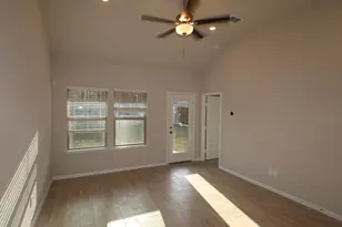 1262 Tallowwood Trl, Van Alstyne, TX 75495 - Photo 4