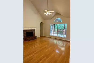 428 Misty Lane, Lewisville, TX 75067 - Photo 4