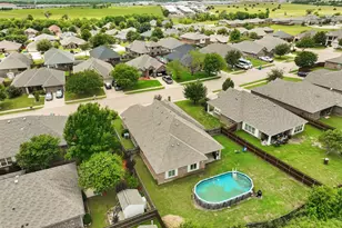204 Briarstone Dr, Alvarado, TX 76009 - Photo 36