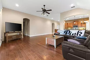 204 Briarstone Dr, Alvarado, TX 76009 - Photo 16