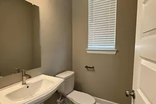 2525 Four Roses Dr, Lewisville, TX 75056 - Photo 2