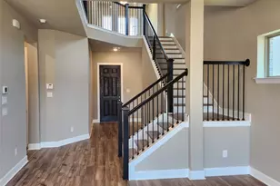 2525 Four Roses Dr, Lewisville, TX 75056 - Photo 8
