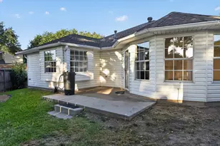 7700 Black Bear Ct, Fort Worth, TX 76137 - Photo 22