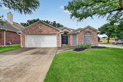 7700 Black Bear Court, Fort Worth, TX 76137 - Photo 2