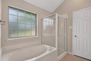 7700 Black Bear Ct, Fort Worth, TX 76137 - Photo 16