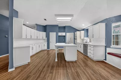 7700 Black Bear Court, Fort Worth, TX 76137 - Photo 12