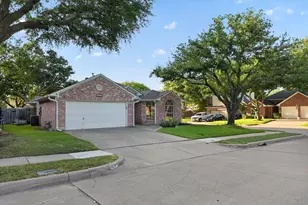 7700 Black Bear Ct, Fort Worth, TX 76137 - Photo 26