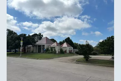 3409 Meadowview Drive, Corinth, TX 76210 - Photo 2