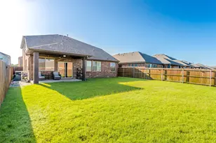 529 Bermuda Ave, Lancaster, TX 75146 - Photo 36