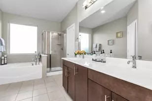 529 Bermuda Ave, Lancaster, TX 75146 - Photo 22
