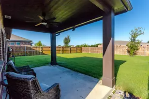 529 Bermuda Ave, Lancaster, TX 75146 - Photo 38