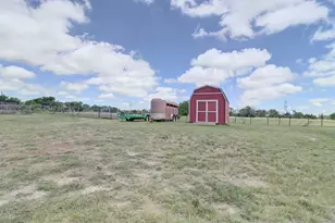 628 County Rd 903, Cleburne, TX 76033 - Photo 30