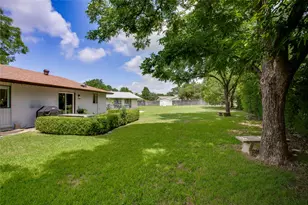 9635 Talina Dr, Dallas, TX 75228 - Photo 22