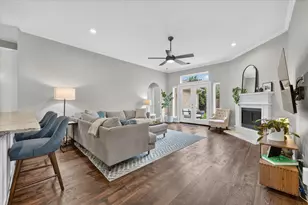 2625 Juniper Ln, Grapevine, TX 76051 - Photo 8