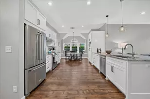 2625 Juniper Ln, Grapevine, TX 76051 - Photo 10