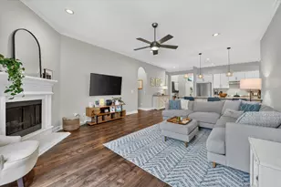 2625 Juniper Ln, Grapevine, TX 76051 - Photo 2
