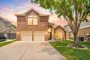 11633 Wild Pear Ln, Fort Worth, TX 76244 - Photo 2