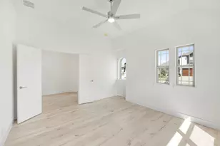 326 Chestnut Ln, Glenn Heights, TX 75154 - Photo 6