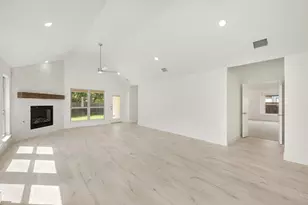 326 Chestnut Ln, Glenn Heights, TX 75154 - Photo 16