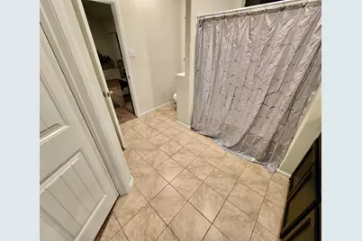 905 Walls Boulevard, Crowley, TX 76036 - Photo 8