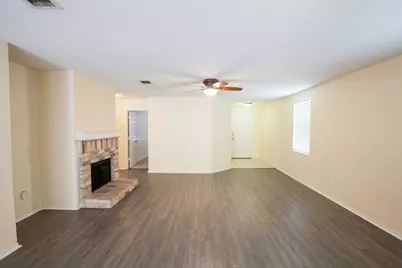605 Rocky Springs Drive, McKinney, TX 75071 - Photo 4