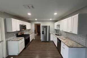 738 Brighton Ln, Garland, TX 75043 - Photo 2