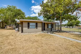 913 Jameson St, Weatherford, TX 76086 - Photo 2