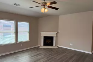 2204 Scott Creek Dr, Little Elm, TX 75068 - Photo 2